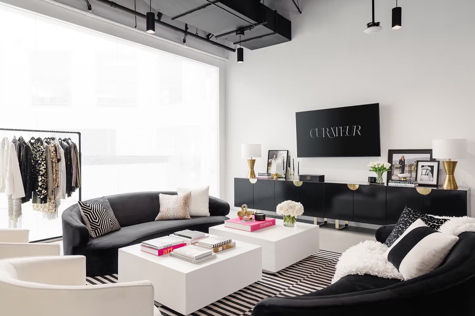 Curateur Offices Residence · Design by K.L. Fischer for Havenly