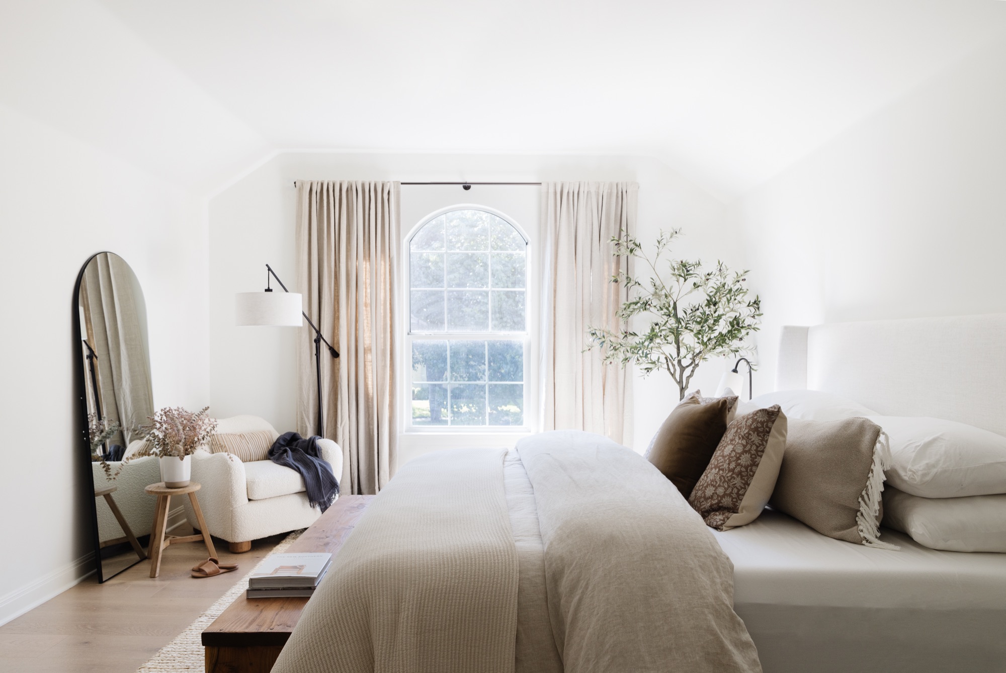 Odette Annable Residence · Design by K.L. Fischer for Havenly