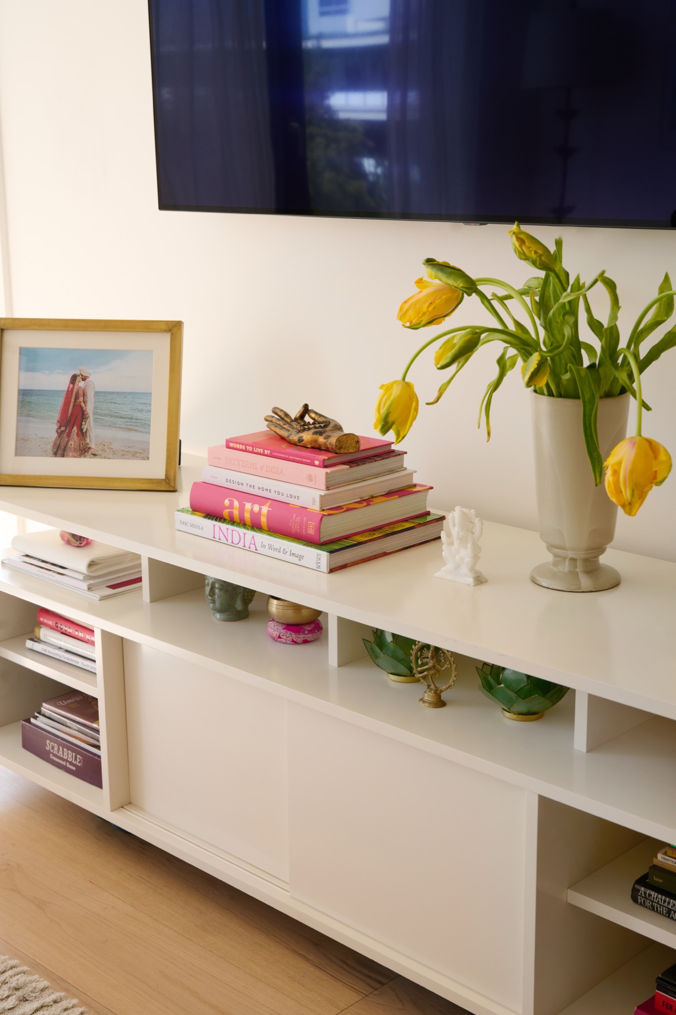 Richa Moorjani Residence · Design by K.L. Fischer for Havenly